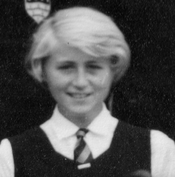 Lorna Cawthorne (Adams)